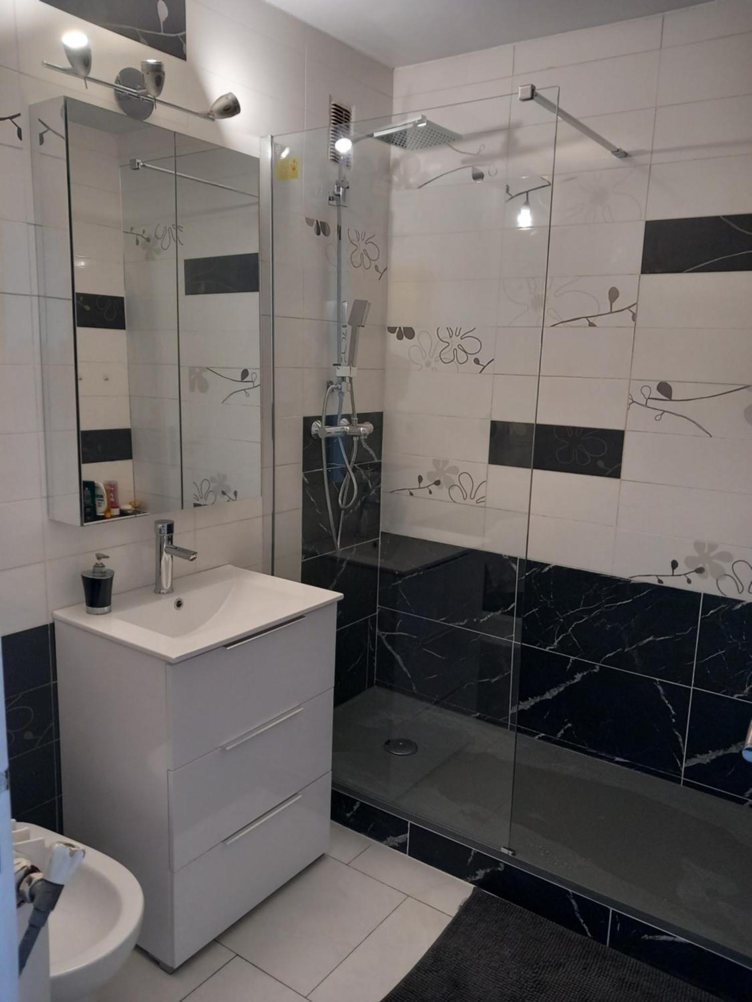 Chambre B2 Dans Un Appartement En Colocation Marselha Exterior foto